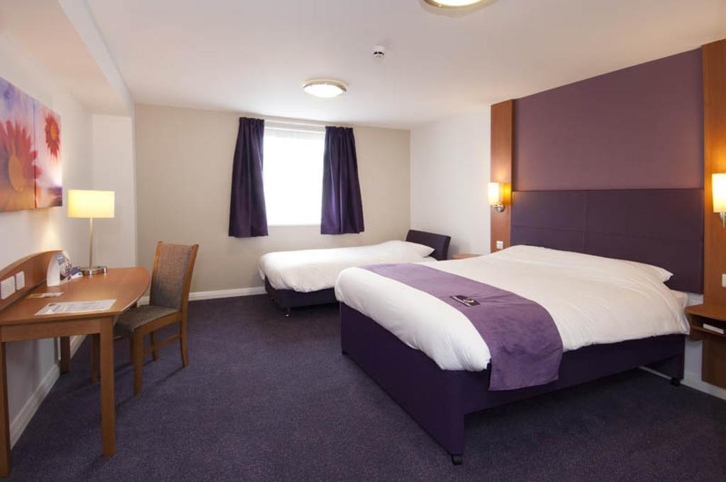 Premier Inn Glasgow City Centre South Phòng bức ảnh